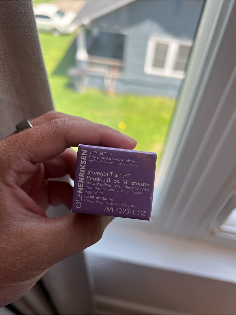 💥 3/$30 - Ole Henriksen Strength Trainer Peptide Boost Moisturizer